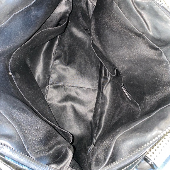 FENDI TOTE BAG - Picture 9 of 14